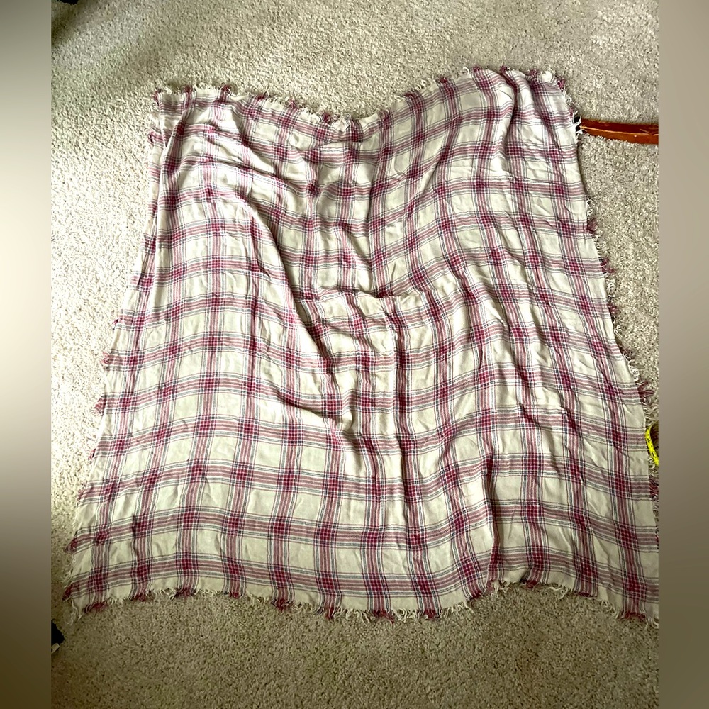 VTG Scarf cream background, red plaid 42”x20”